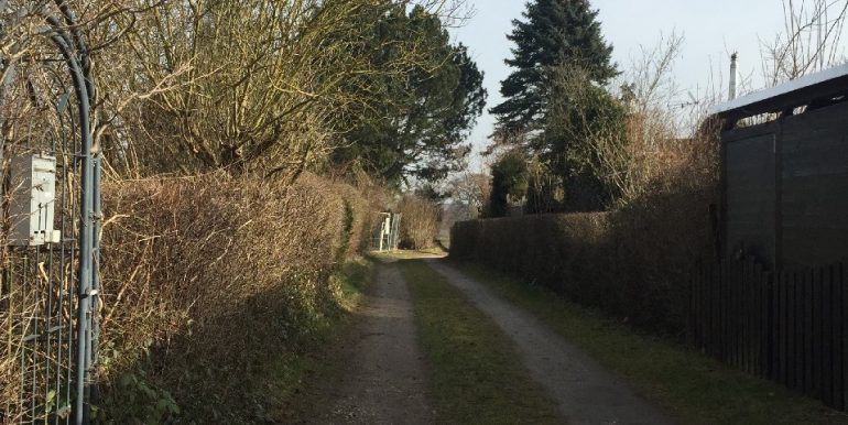 Zufahrt zum Grundstück