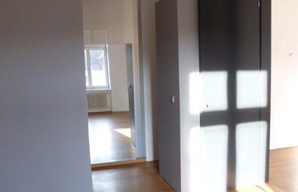 Zimmer neben dem Essbereich