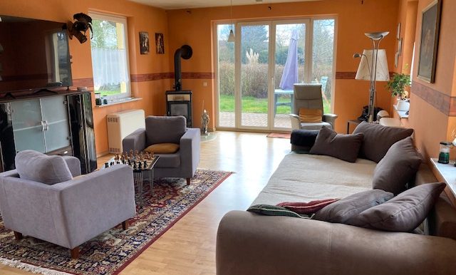 Wohnzimmer im EG