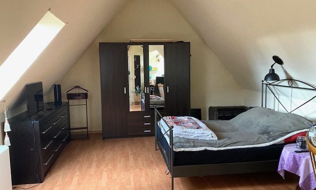 Schlafzimmer im DG