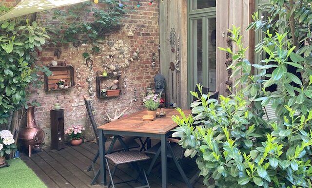 Terrasse Erdgeschoss rechts