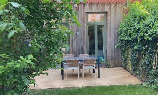 Terrasse Erdgeschoss links