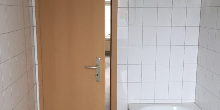 Wannenbad mit Fenster
