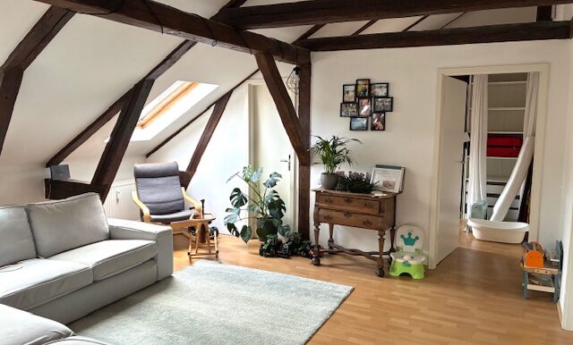 Wohnzimmer rechts