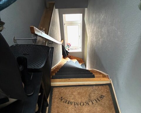 Letzte Stiege zur Wohnung