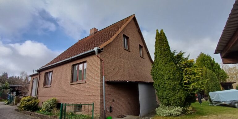 Zugang zum Kellergeschoss