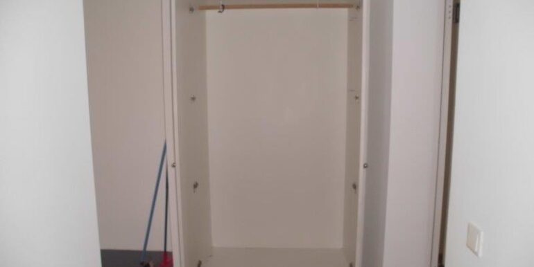 Flur mit Einbauschrank