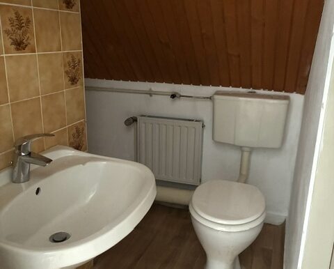 Toilette vom Schlafzimmer