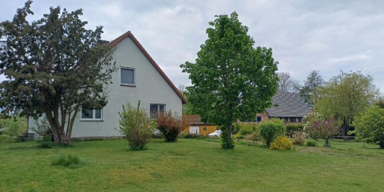 Straßenansicht