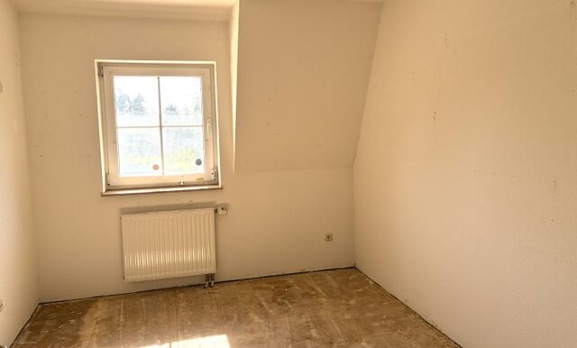 Kleines Zimmer im DG