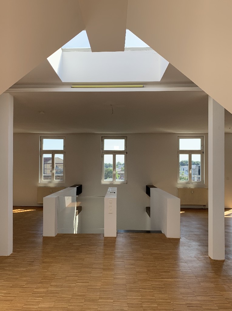 Helle Maisonettewohnung mit 3 Balkonen und traumhaftem Blick über den Dächern von Schwerin - Foto 5