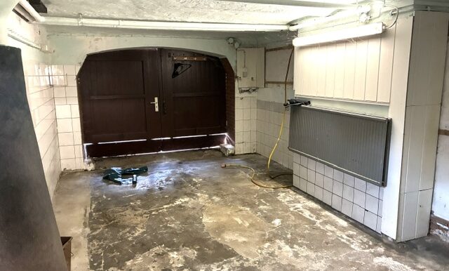 Garage im Keller
