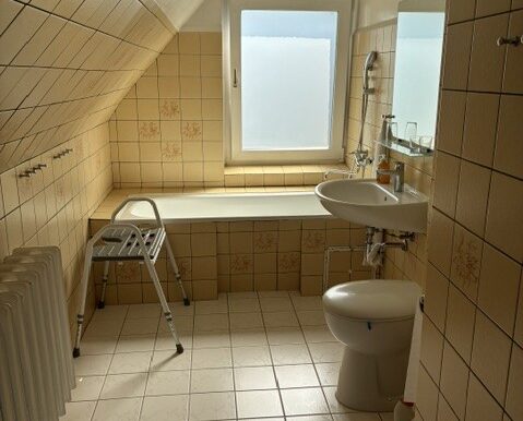 Wannenbad im DG