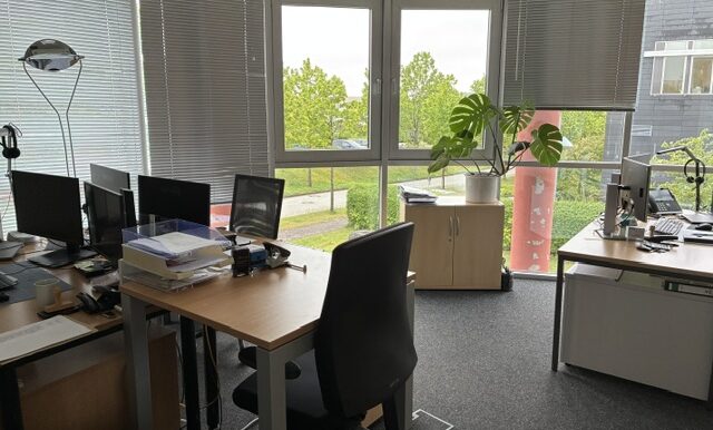 Büro im linken Seitentrakt